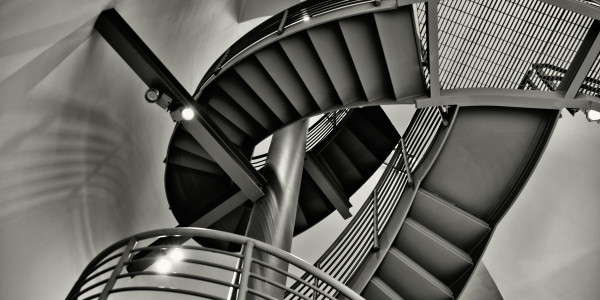 Proyectos de Rehabilitaciones Santa Margarida i els Monjos · Escaleras